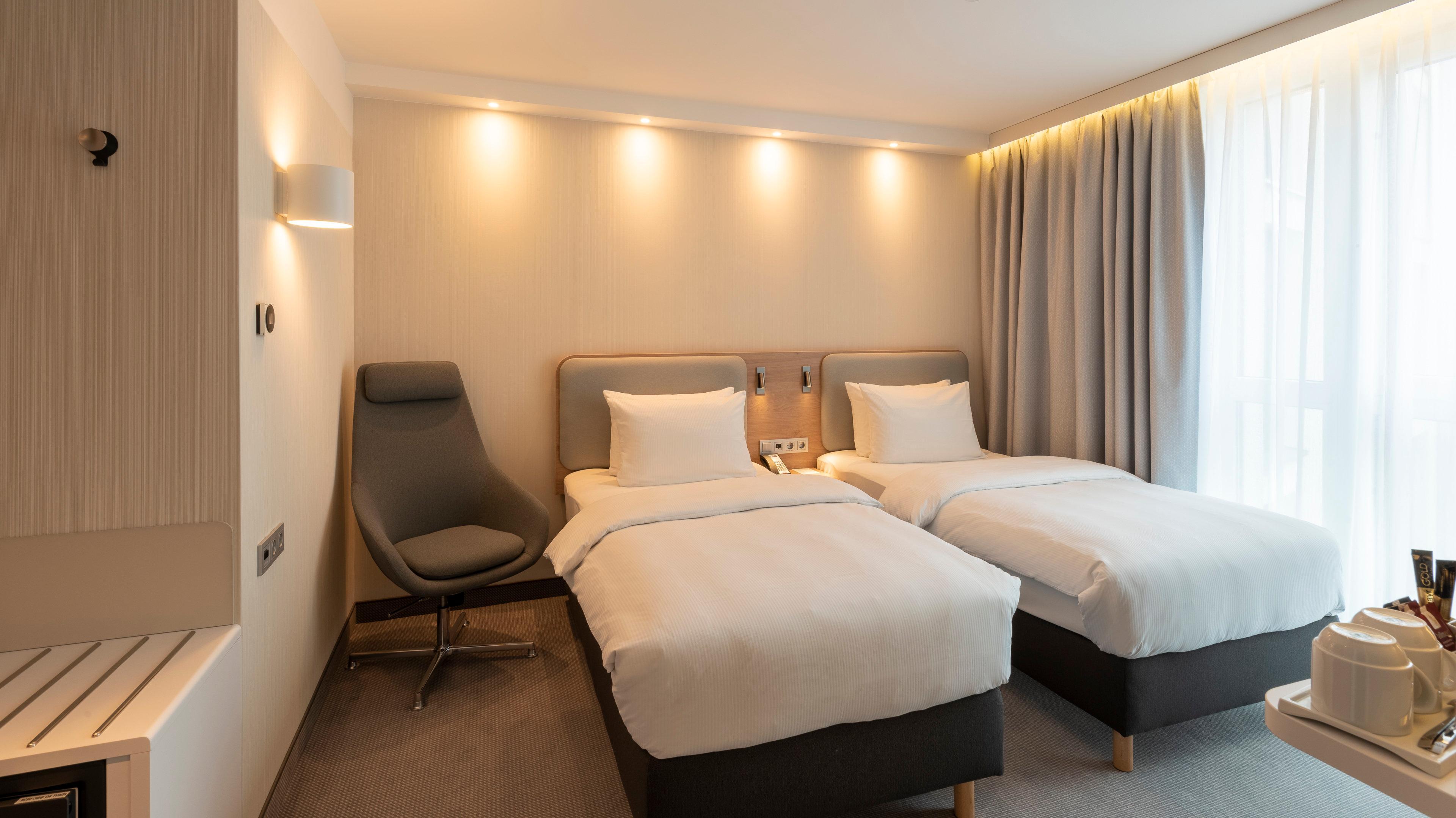 Holiday Inn Express - Offenbach, An Ihg Hotel Esterno foto